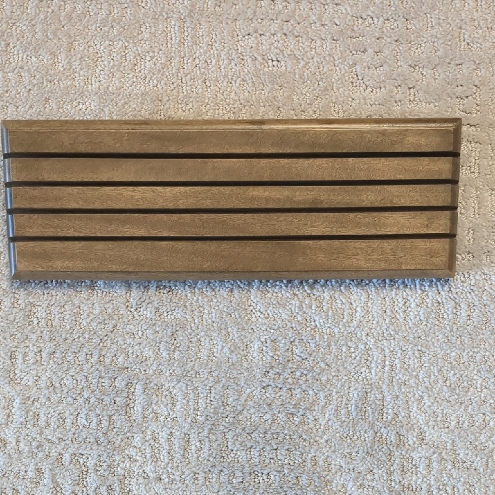 Challenge coin rack